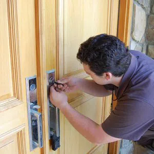 Super Locksmith Service Raleigh, NC 919-827-0493 - house-locksmith